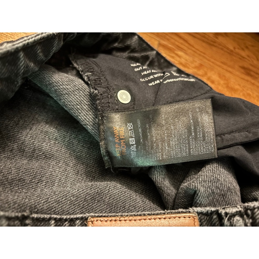 BDG Black Mom Jeans Size W32/L32 - Picture 7 of 11